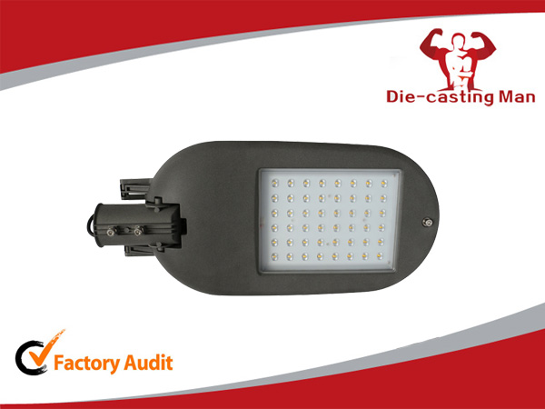 Fashion Gray / Black / Silver IP66 40W LED Street Light Fixtures 485*230*98mm