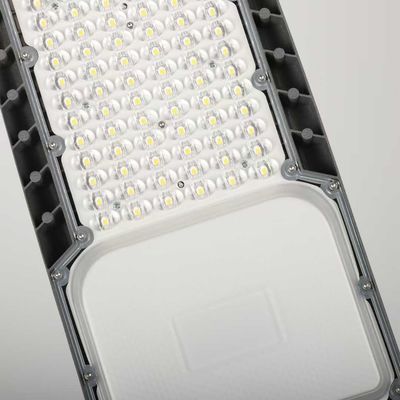 Energy Saving LED Street Light Fixtures For Pole Mounted Installation At AC 100-277V Input Voltage